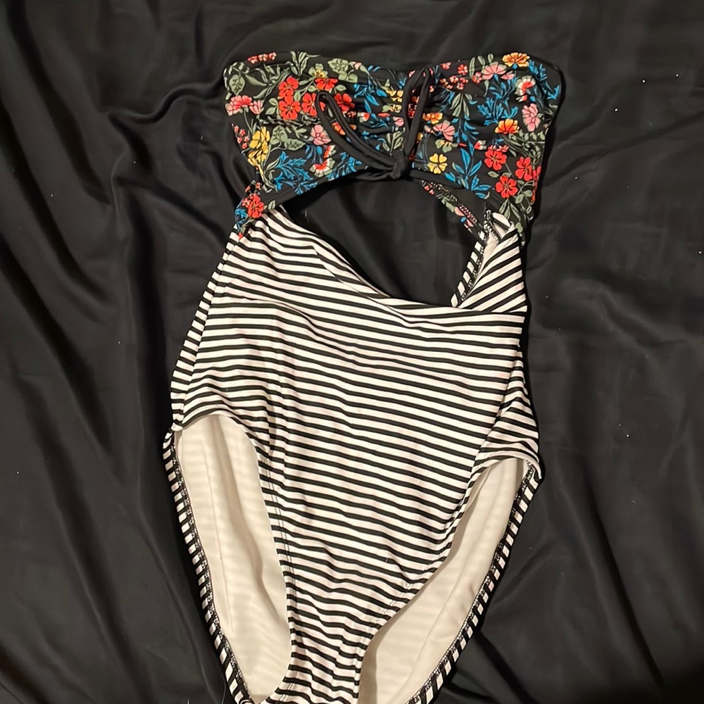 2 piece cutout bathing suit